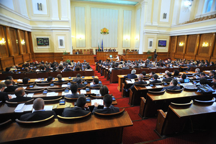 Парламентът гласува за 1 лев на глас партийни субсидии