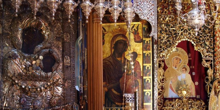 Арестуваха крадец пред Зографския манастир в Атон