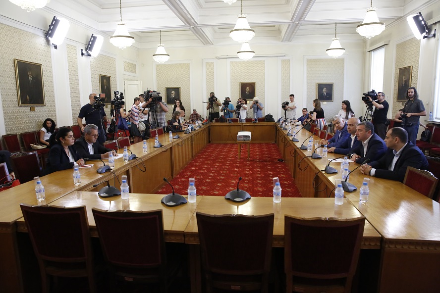 ДПС предлагат дарения без таван за партиите
