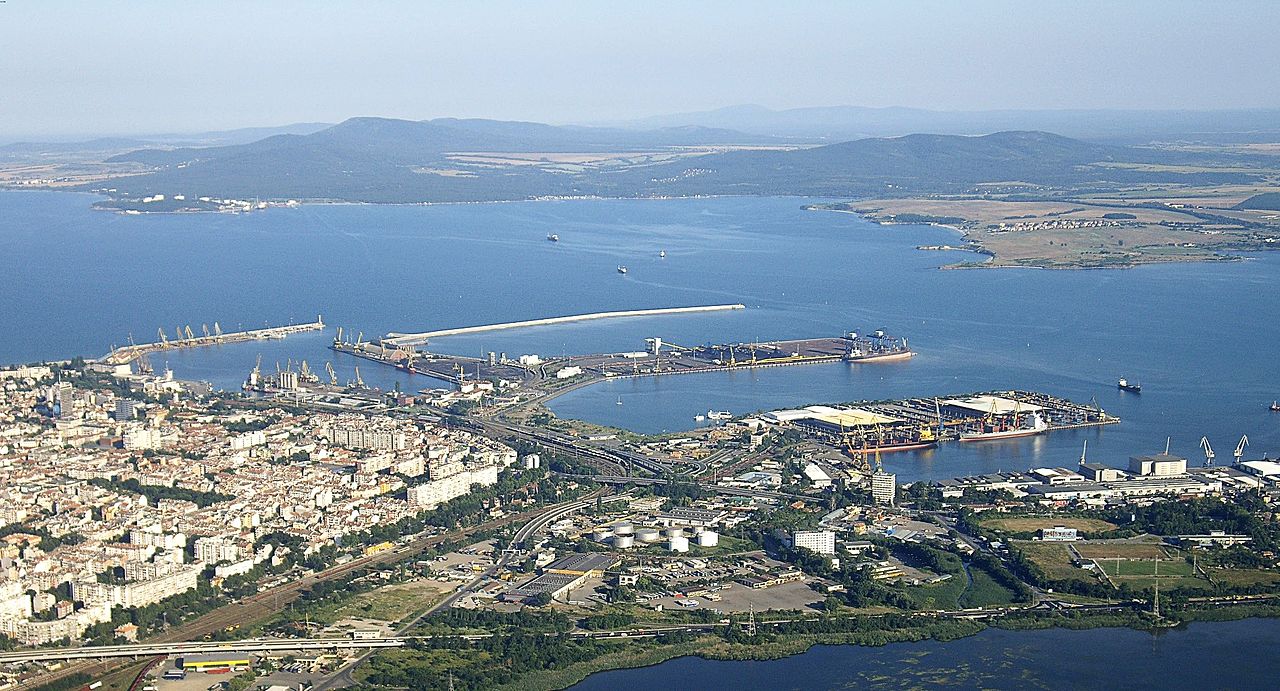 Редовна линия Бургас-Истанбул по море