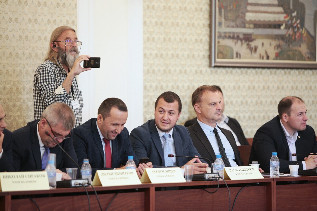 Регионалната комисия в НС отхвърли ветото на президента за къмпингуването