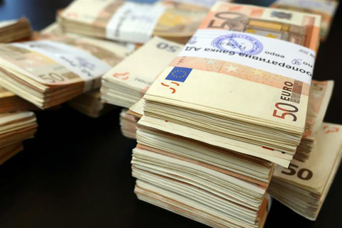 Охранител открадна близо 5 млн. евро от банка в Турция