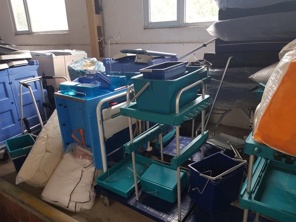 Холандска фондация дари 28 вида медицински пособия на болницата в Горна Оряховица