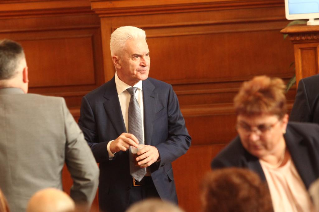 Сидеров ще пита НС защо българските представители не са подкрепили връщането на Русия в ПАСЕ