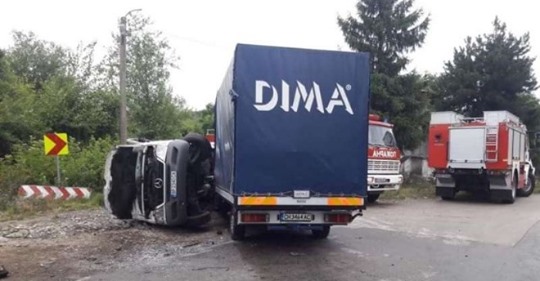 Тежка катастрофа с два камиона във Видинско, има ранени