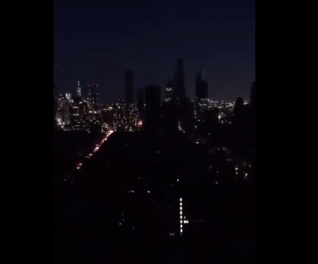 Част от Ню Йорк остана без ток заради авария (СНИМКИ и ВИДЕО)