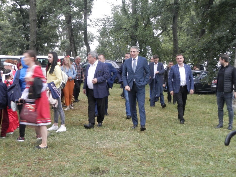 Карадайъ: Във времена на разделение съборът „Баба Конду” носи единение