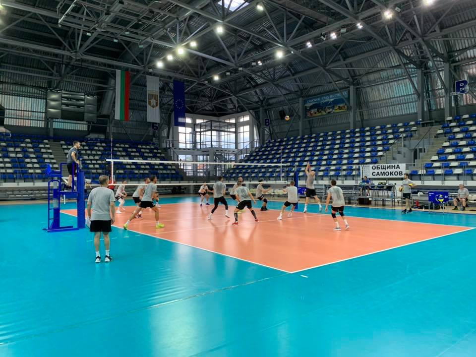 Пранди викна още двама при „лъвовете“