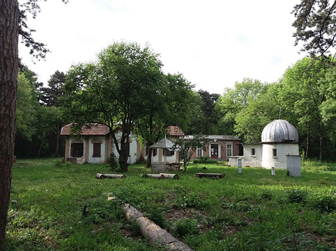 Ремонтират обсерваторията в Борисовата градина