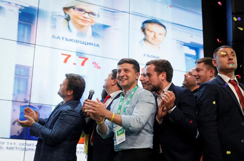 Зеленски завладя и парламента на Украйна