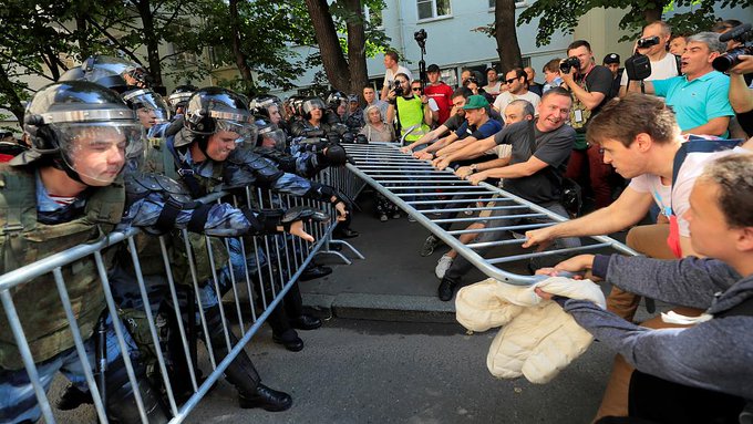 Над 630 станаха задържаните на протеста в Москва (СНИМКИ и ВИДЕО)