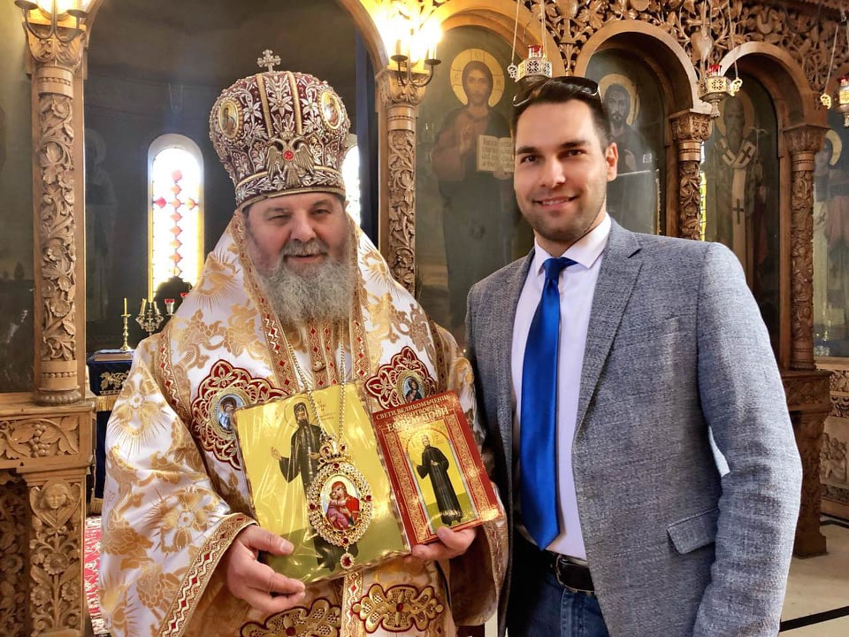 Излагат за поклонение в Сухиндол мощите на св. Ефрем