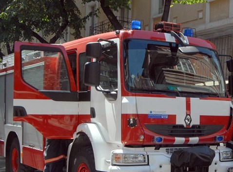 Автобус с деца се запали в движение край Бяла