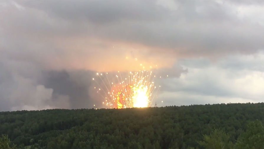 12 души са ранени след взрив в оръжейни складове в Русия (ВИДЕО)