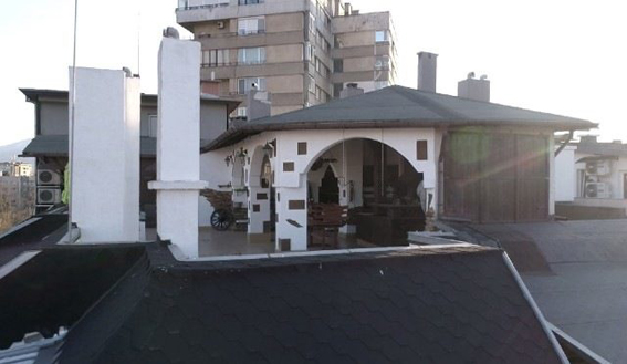 След втората проверка: Навесите на терасата на Пламен Георгиев са незаконни