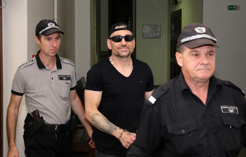Димата Руснака от Хасково призна вината си за палеж на БМВ
