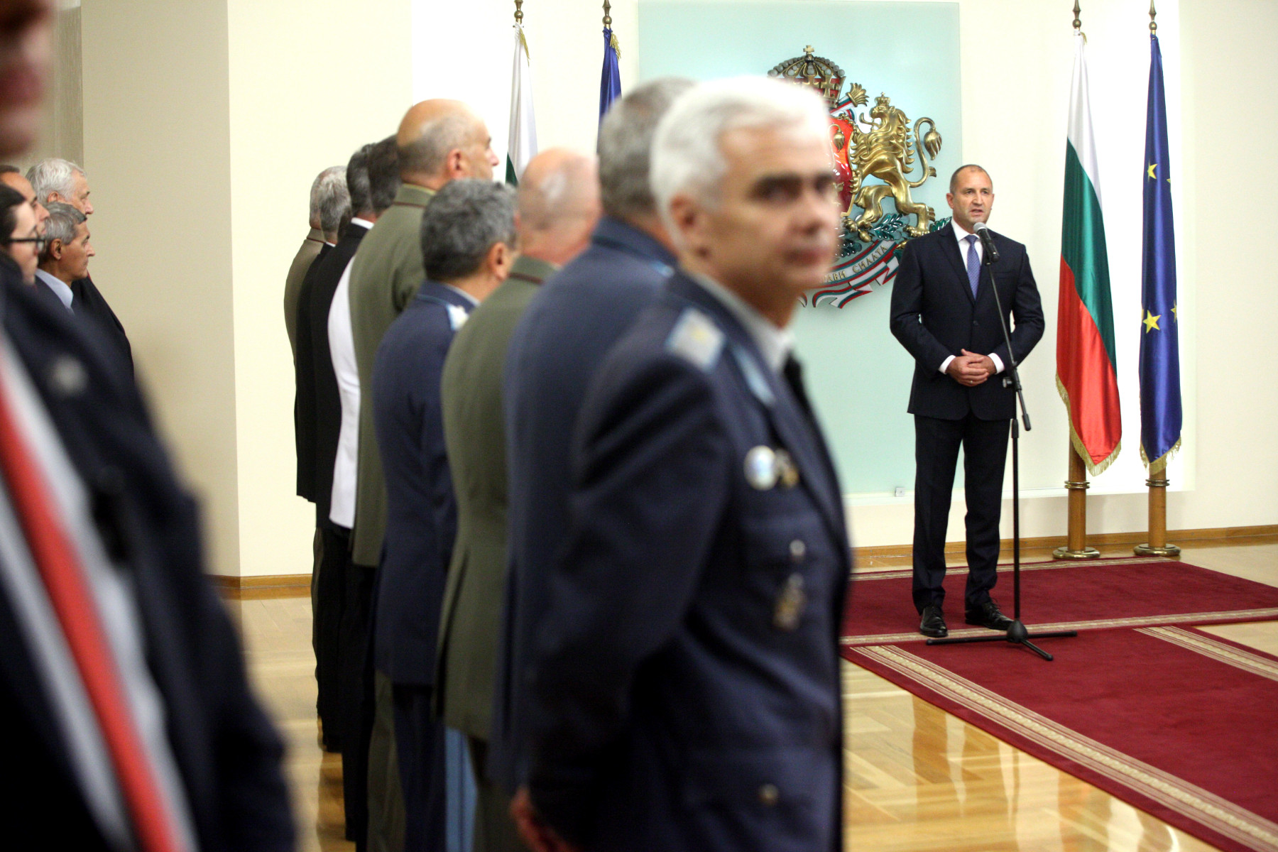 Президентът връчи пагоните на двама нови генерали (СНИМКИ)