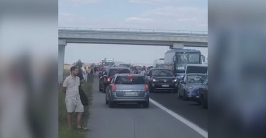 КАТ издирва нарушителите, шофирали в насрещната аварийна лента след катастрофата на "Тракия"