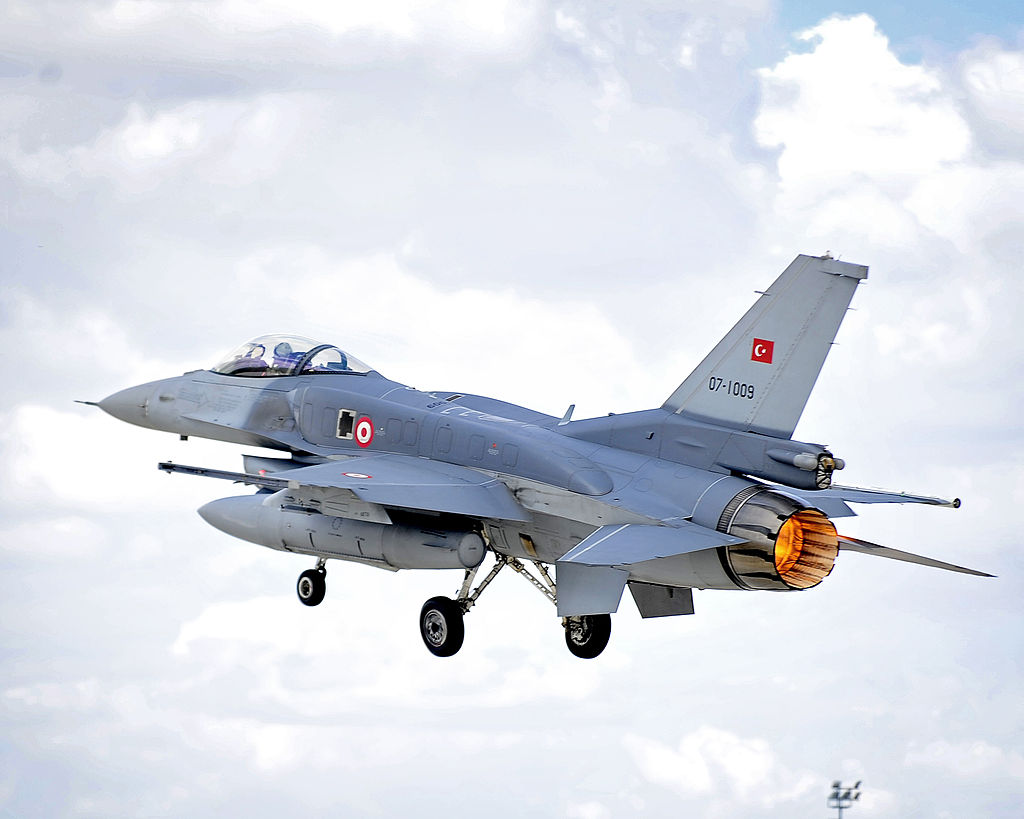 Турски изтребители F-16 са нарушили въздушното пространство на Гърция