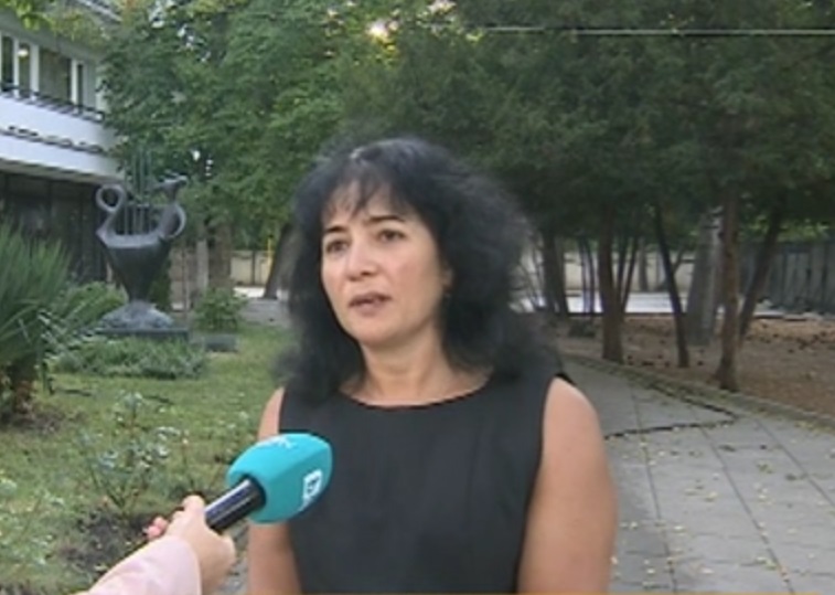 Директорката на музикалното училище в София: Не съм обидила Дарина Такова