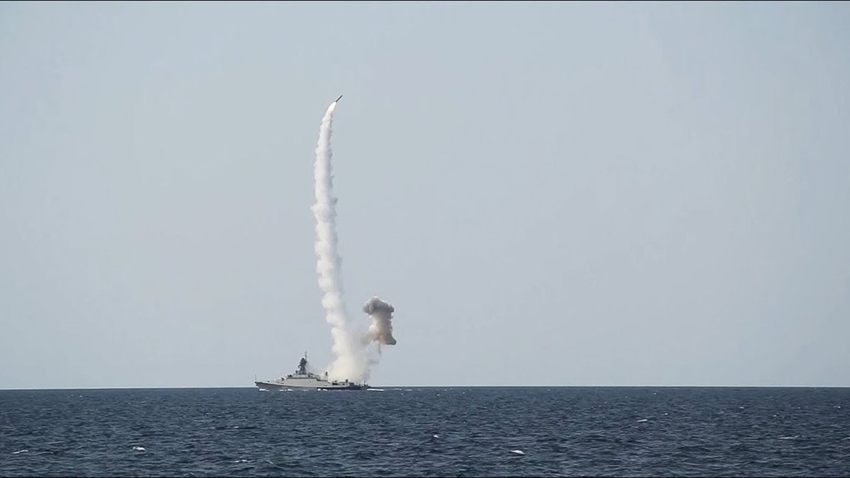 Русия направи първи тест на крилата балистична ракета „Калибр” (ВИДЕО)
