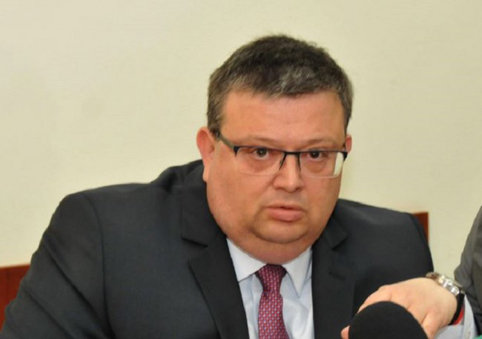 Цацаров разпореди на МОСВ незабавна проверка за замърсяване на околната среда