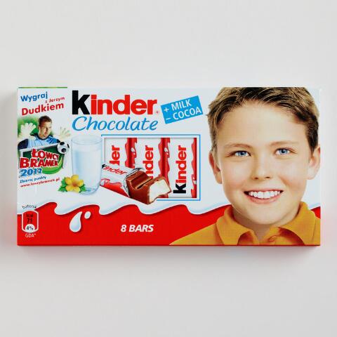 Ето как изглежда момчето на "Kinder" 14 години по-късно