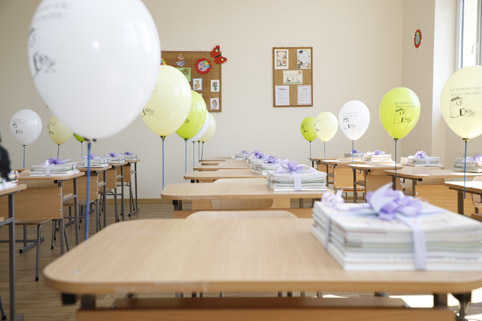 700 000 ученици обратно в клас