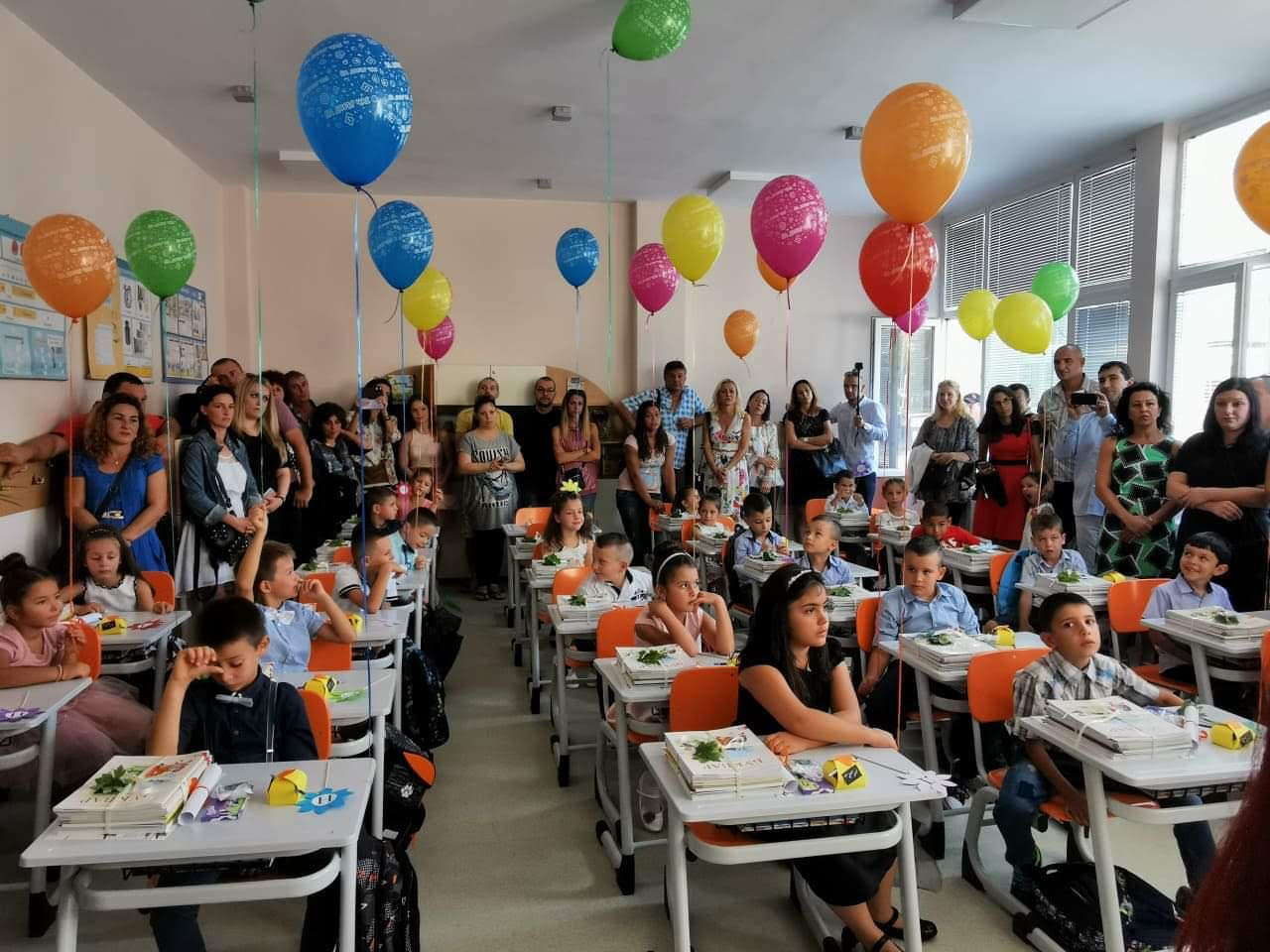 В Бургас учениците са с 403 повече от миналата година