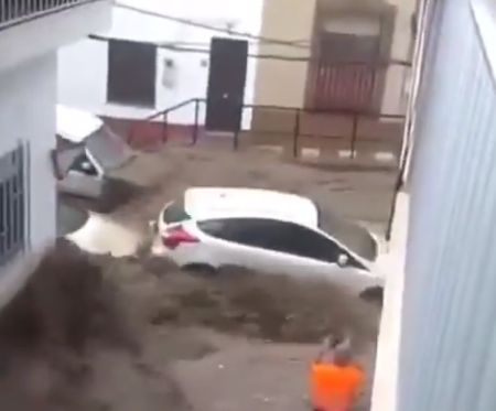 Нови наводнения в Испания, засегнати са предградията на Мадрид