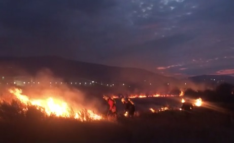 Овладян е пожарът край летище София