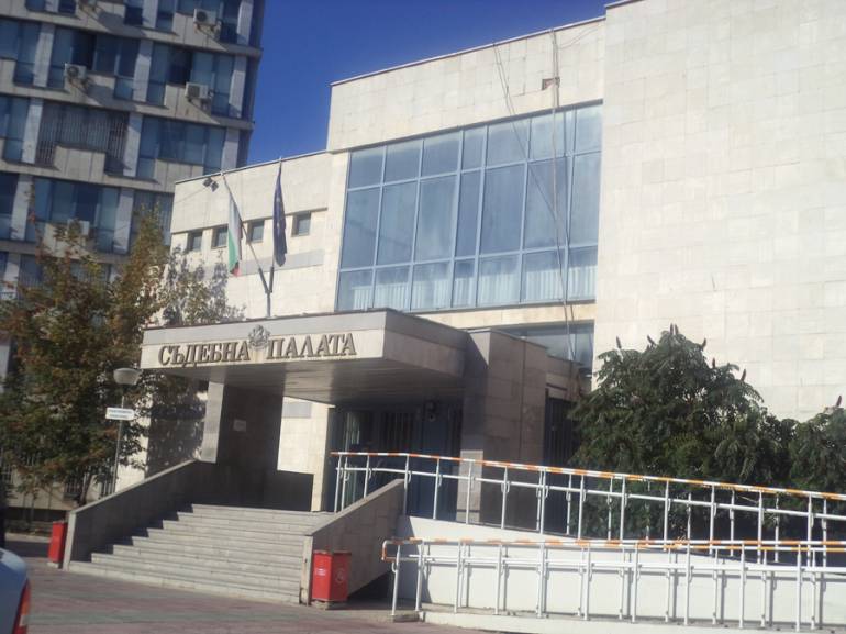 Оставиха в ареста убийците на добричкия гурбетчия