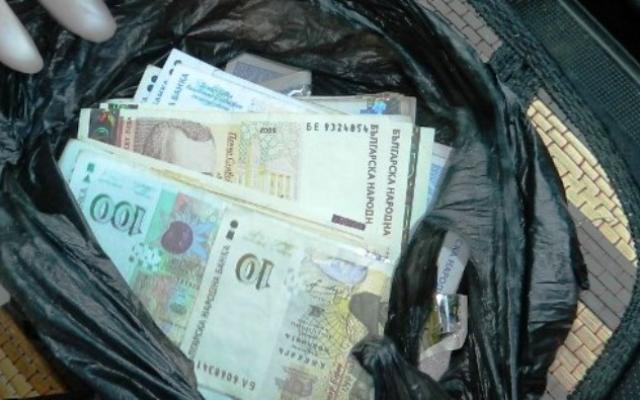 Опандизиха мъж, опитал да задигне 55 000 лева от бизнесмен
