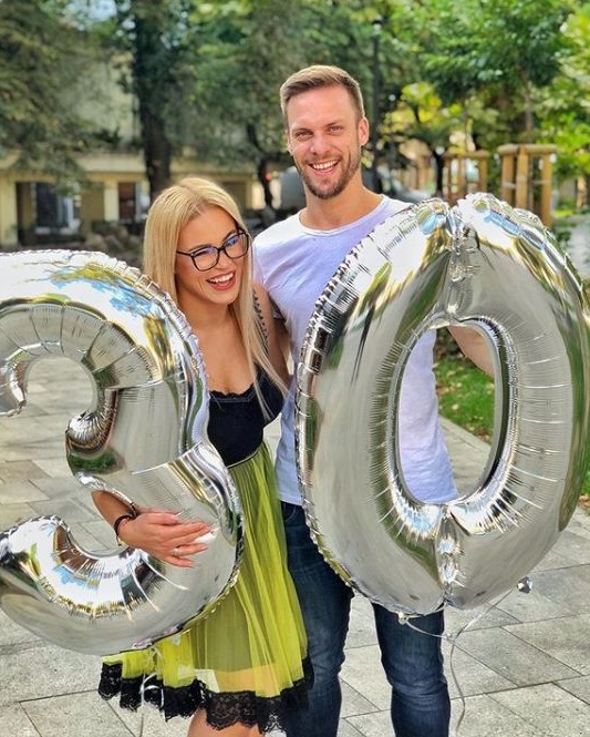 Жени Джаферович влезе в 30-те влюбена и щастлива