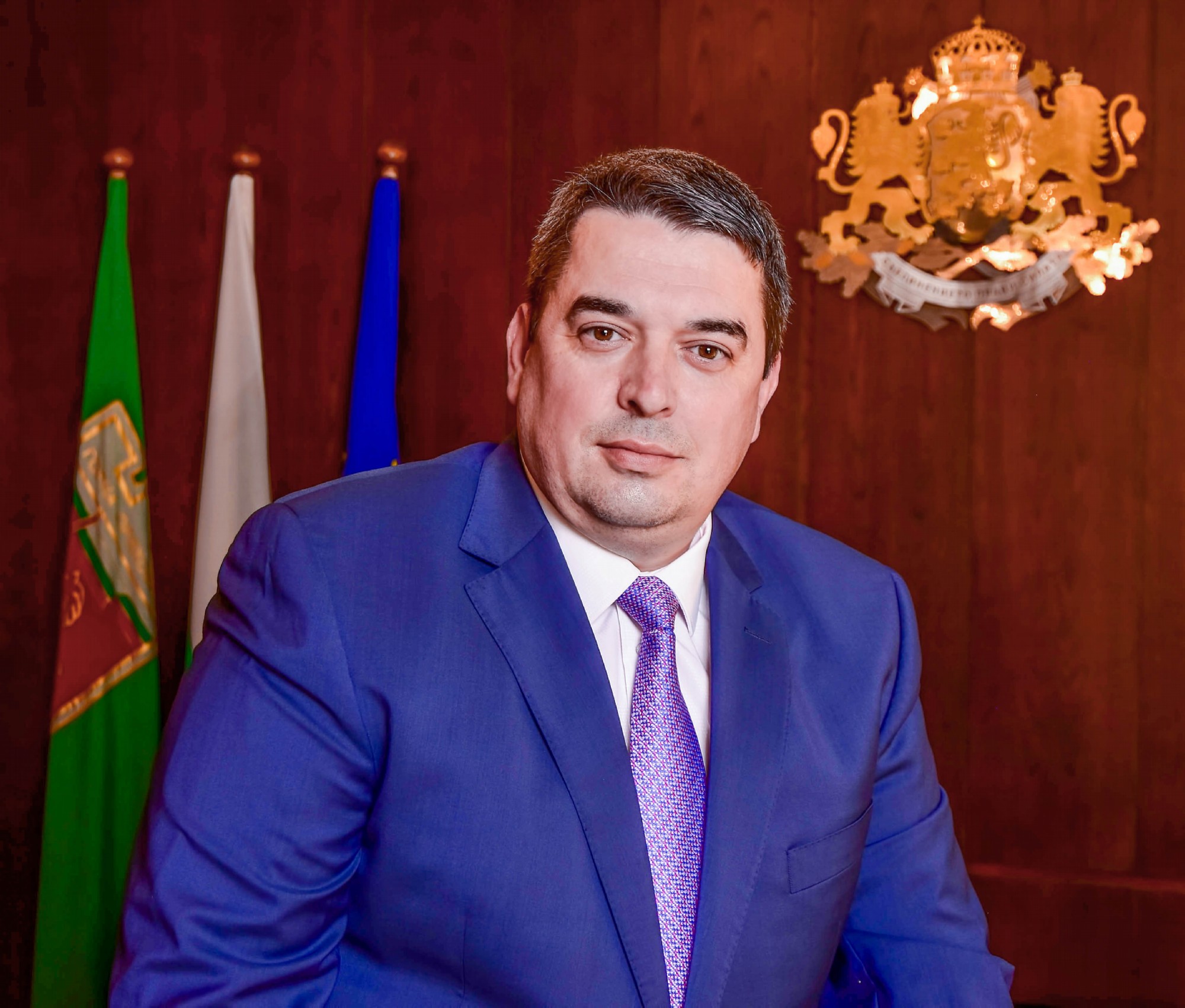 Пропуск на ГРАО предизвика напрежение около регистрацията на кндидат-кмета на ГЕРБ в Горна Оряховица
