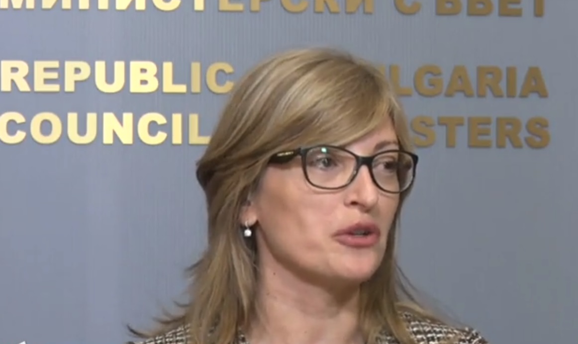 Екатерина Захариева открива новото ни генерално консулство на Барселона