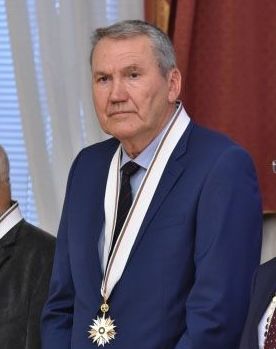 Легендата Атанас Голомеев с орден „Стара планина“