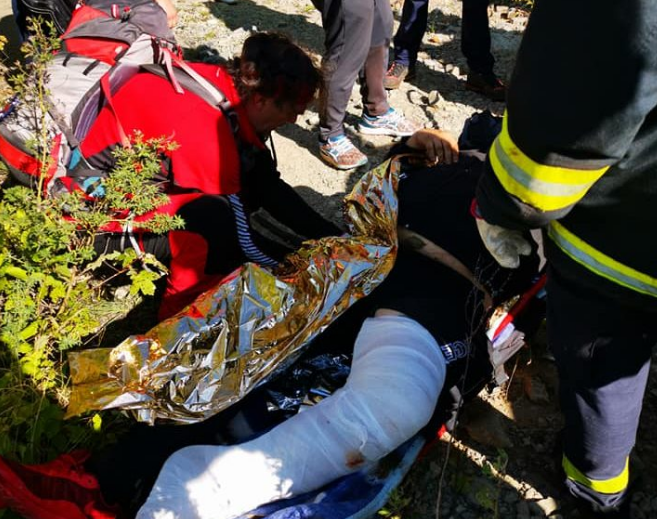 Оперираха мъжа, паднал във водопад в Беласица