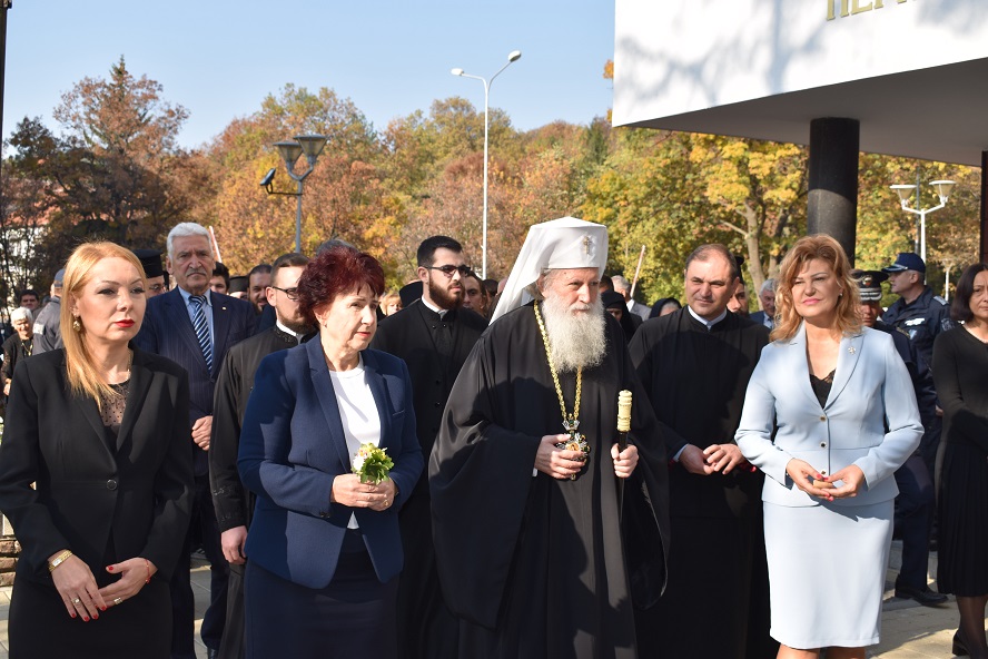 Патриарх Неофит стана Почетен гражданин на Перник