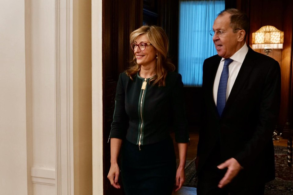 Екатерина Захариева: Българските студенти в Русия скоро ще получат право на почасова работа и стаж