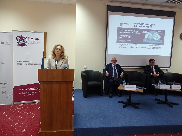 Вицепремиерът Николова: Правителството се фокусира върху иновациите за постигане на устойчив растеж и конкурентоспособност