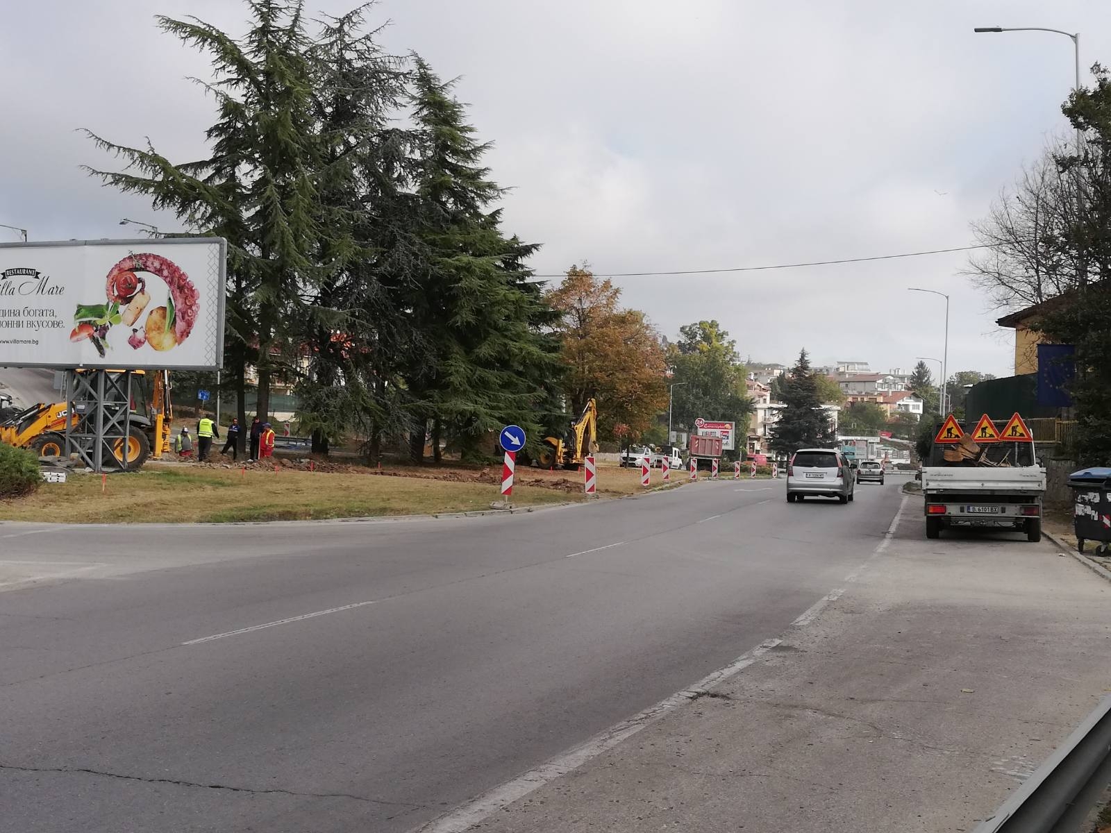 Строят ново кръстовище в района на "Евксиноград"