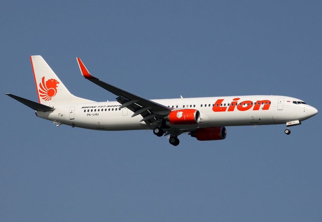 Дефект в системата за управление е причина за катастрофата на "Боинг 737 Макс" в Индонезия
