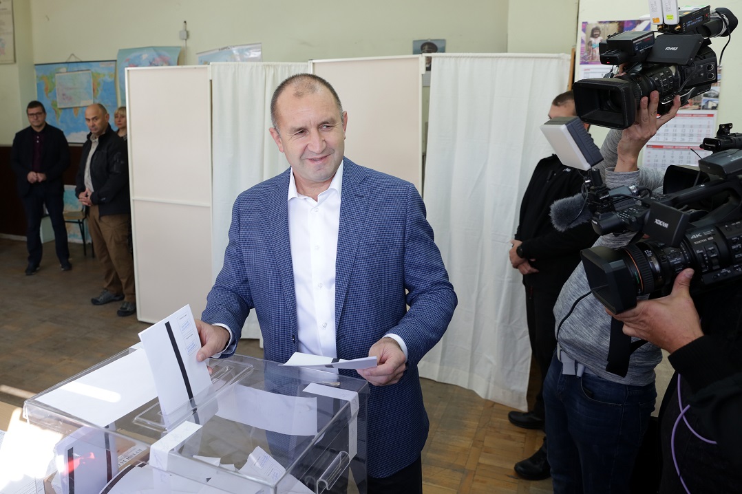 Президентът Радев: Гласувах с очакването София да се развива като столица на страната