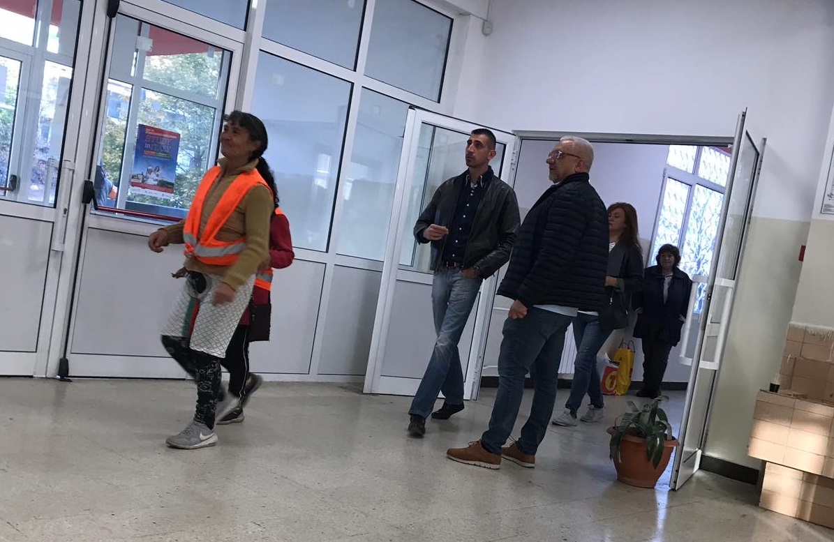 БСП – София: И.д. кметът на „Красна поляна“ агитира в изборния ден
