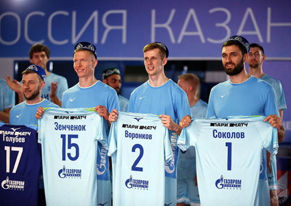 „Зенит“ представи Соколов с шоу