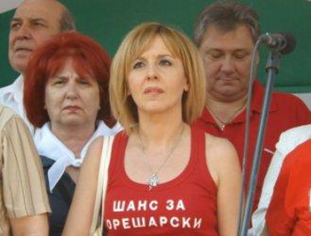 Минимален дял гласове от десницата в резултата на Манолова