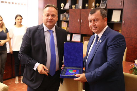 Инж. Емануил Манолов, кмет на Община Павликени: Хората търсят помощ първо от местния кмет
