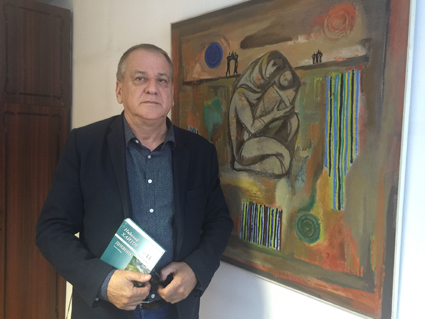 Боян Ангелов - председател на Съюза на българските писатели, пред „Труд“: Грантовата интелигенция заслужава само презрение