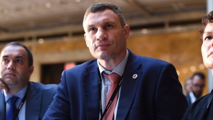 Съдят Кличко за държавна измяна